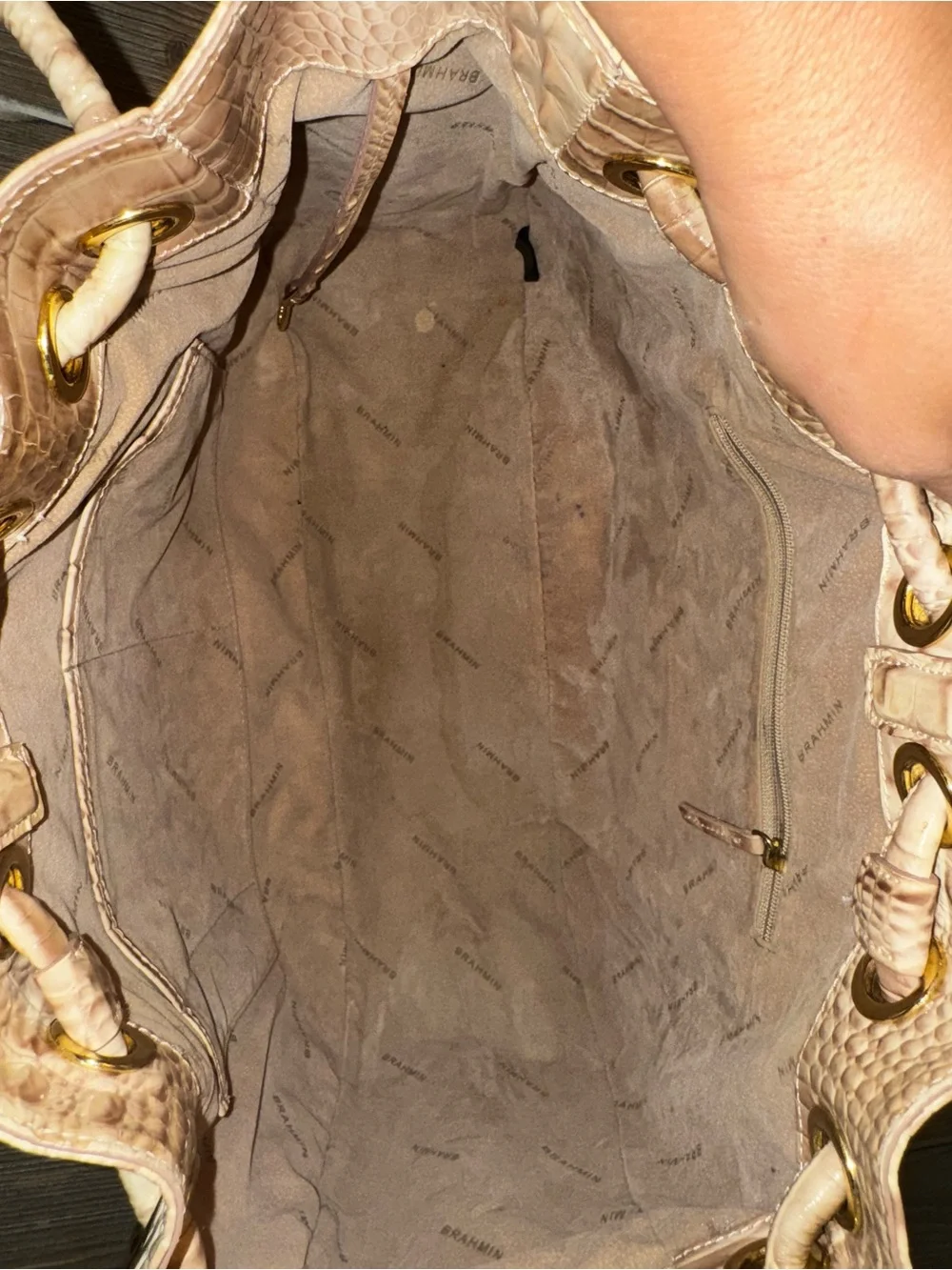 Brahmin Large Duxbury Drawstring Bucket Bag in Parchment Melbourne croc embossed